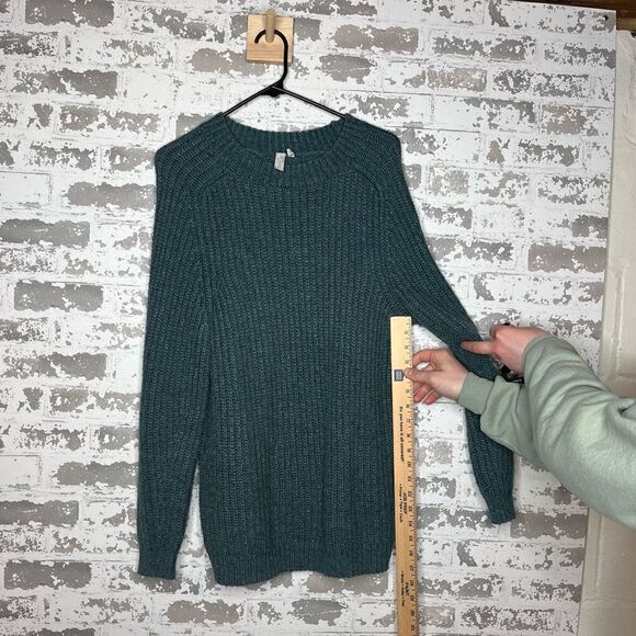 Sahalia | women crewneck long sleeve knitted sweater - Picture 4 of 10